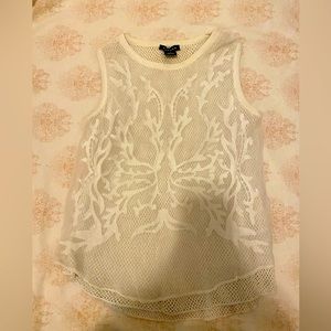 Intricate tank with netting detail